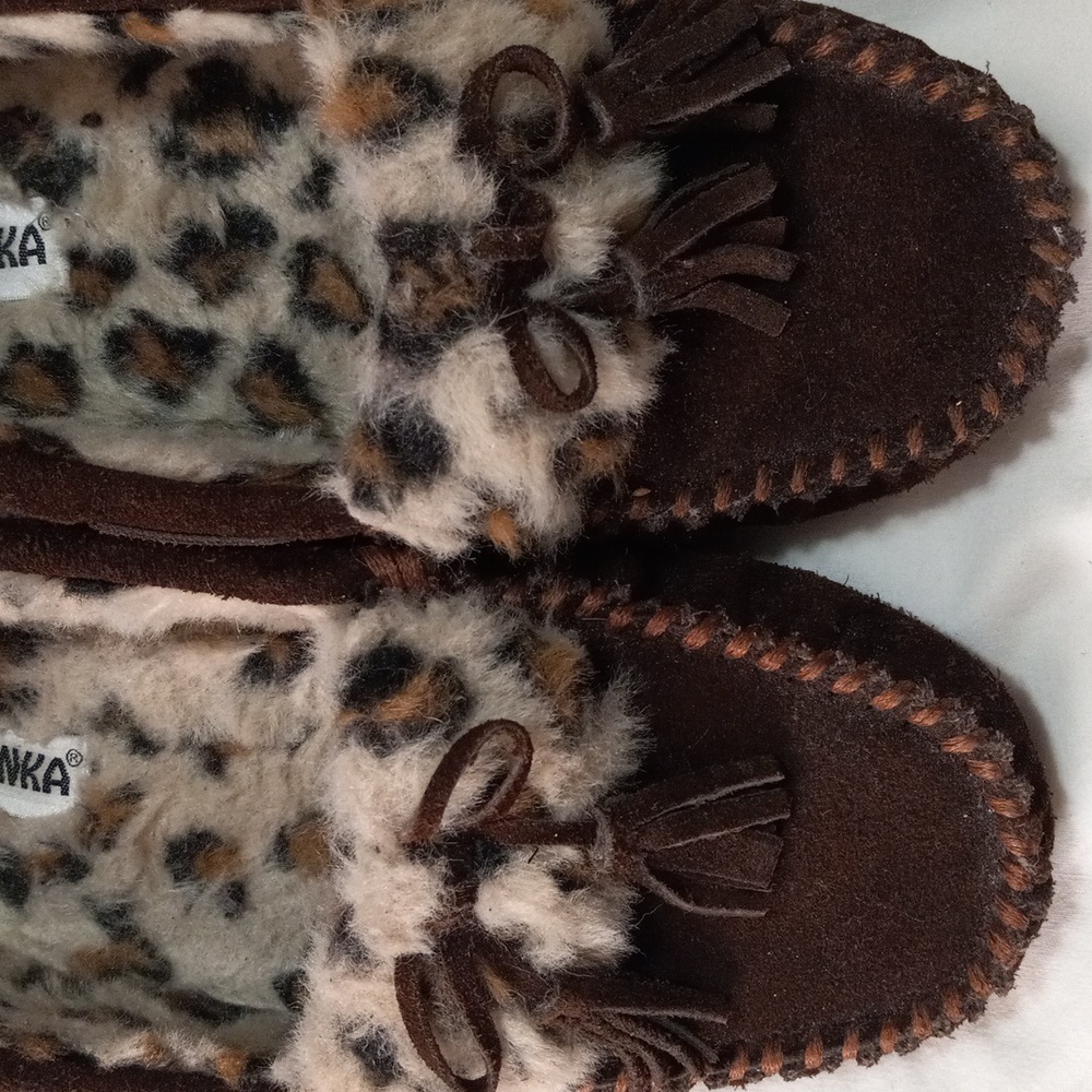 Minnetonka Suede Leather  Faux Fur Lined House Shoes 10 - Picture 5 of 5